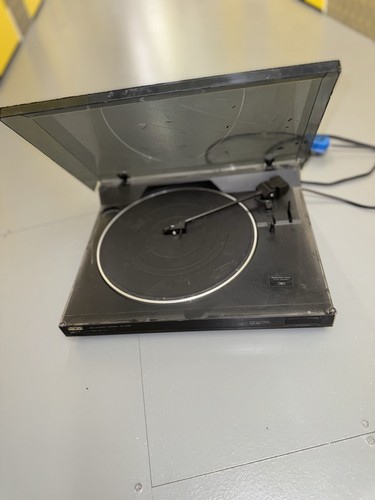 Akai semi automatic turntable - semi,