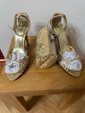 Ladies Unze Gold High Heeled