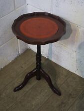 RED LEATHER INLAID TOPPED WINE