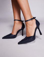 NEW....Azalea Wang shoes....Called Bessetta studded heels..Uk 4..Online for $156