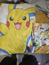 Pokemon Double Duvet Set and 2 Pillows Pikachu Bulbasaur Charmander