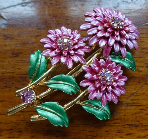 Vintage pink rhinestone - rhinestone, enamel