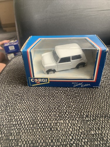 Corgi mini cooper limited - corgi,