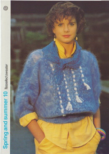 Ladies knitting - ladies,