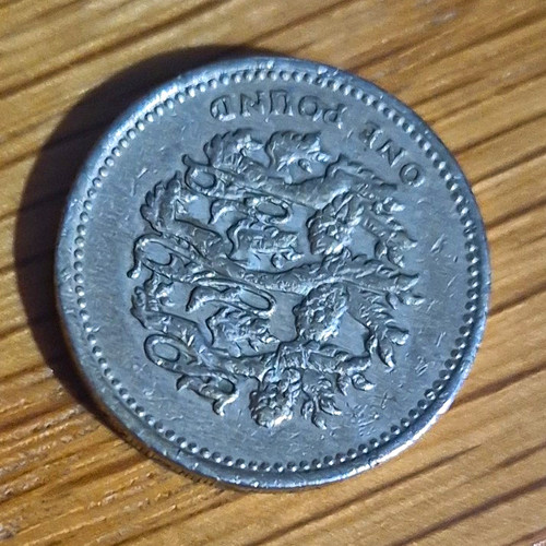 Elizabeth 1997 one - one, pound