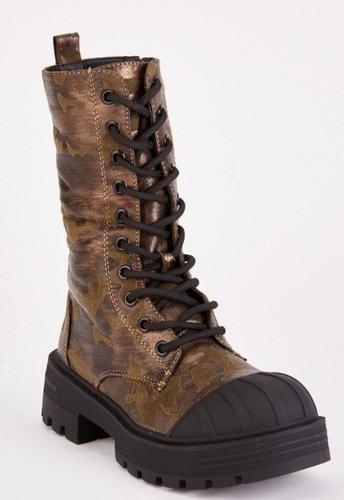 Camouflage faux leather boots - camouflage,