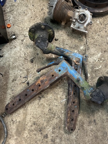 Ford 3000 tractor front - ford, hubs