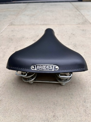Brooks vintage vinyl saddle - vintage,