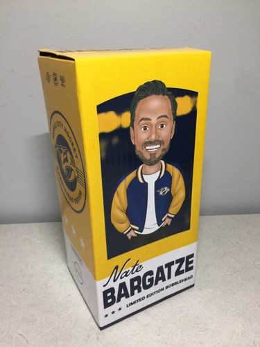 Nate bargatze bobblehead - bargatze,