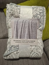 Casual Living Textured Plush