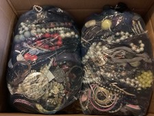 JEWELLERY JOB LOT x 12 kg bundle bulk wear resell markets traders profit?