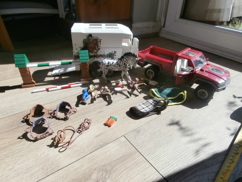 Schleich horse trailer and