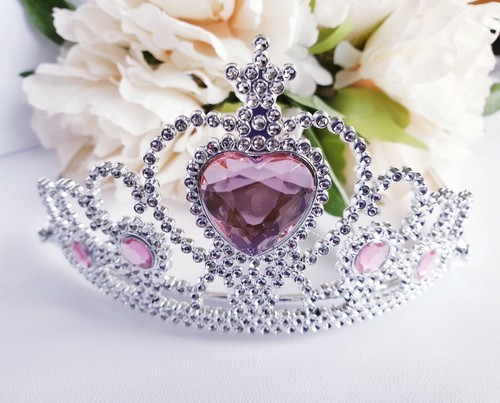 Plastic tiara with clear/