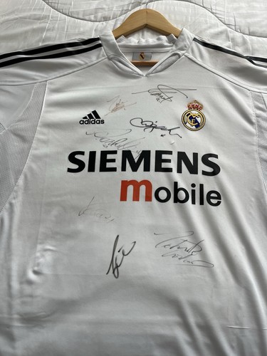 Real madrid signed top 2003 - signed,