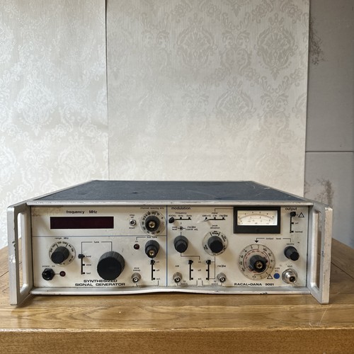 Racal dana 9081 - racal, signal
