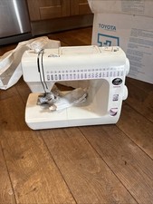 Toyota Rs2000 Sewing Machine