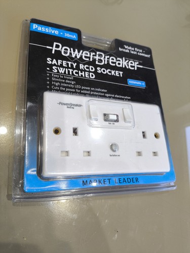 Power breaker rcd switched - power,