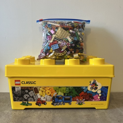 2kg random unsorted lego - of,