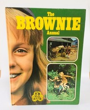 THE BROWNIE ANNUAL 1976 (GIRL