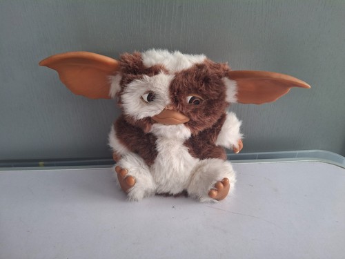 Official neca gremlins - official,