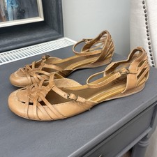 Low Heel soft leather sandals from Moshulu, Size 6/38, Tan Brown worn once 