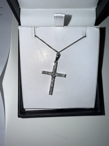 00ct lab diamond cross - lab,