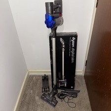 Dyson Cordless Vacuum Cleaner - DC35