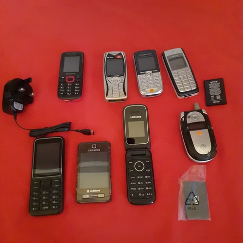 Vintage mobile phone job - mobile,