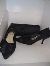 ROLAND CARTIER BRAND NEW BLACK BOW SMALL HEEL SHOES AND MATCHING BAG UK 3 EUR 36
