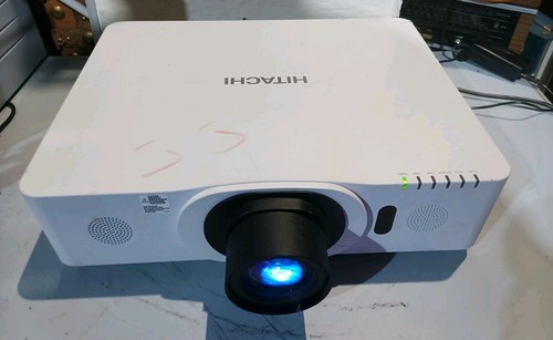 Hitachi wu8450 large venue - large,