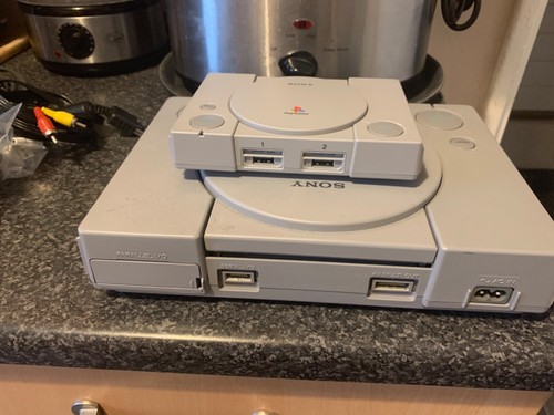 Play station - , 1