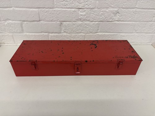 Vintage snap metal - on, tin