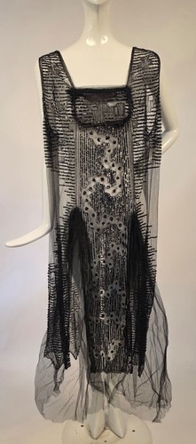 Glam goth flapper 1920 - goth, 1920’s