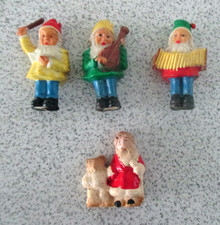 SELECTION VINTAGE CHRISTMAS CAKE DEORATIONS