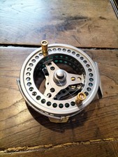 NEW / UN - USED TF GEAR CLASSIC CENTER PIN FLY REEL