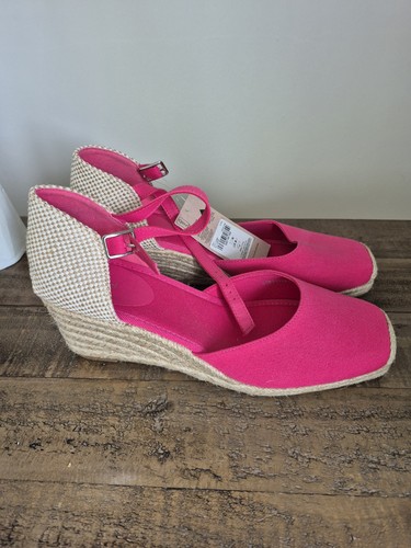 Bnwt size eur 42 pink - uk,