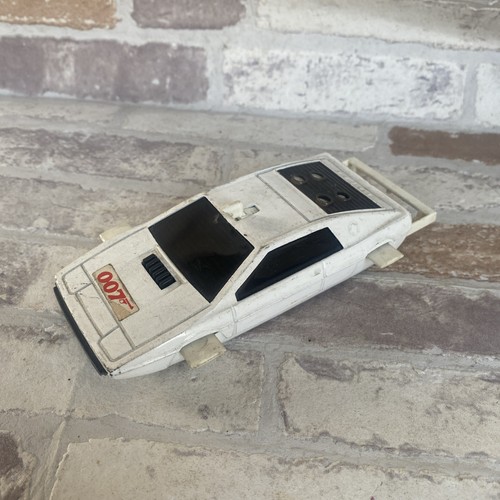 Corgi 007 lotus esprit - corgi,