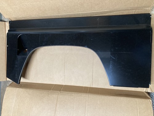 Right rear side body - side,