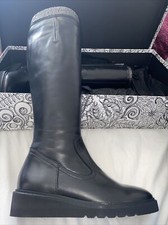 Ted and Muffy DuoBoots