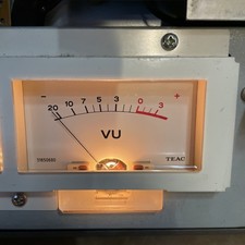TEAC X-3R VU meter