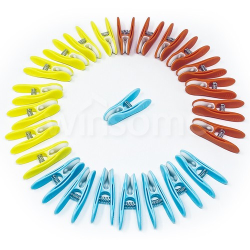 Plastic clothes pegs washing - clothes,