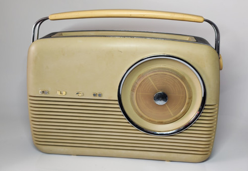 Bush tr82c transistor radio - bush,