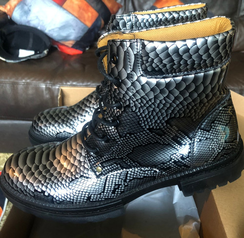 Brand new retro boots - retro, **