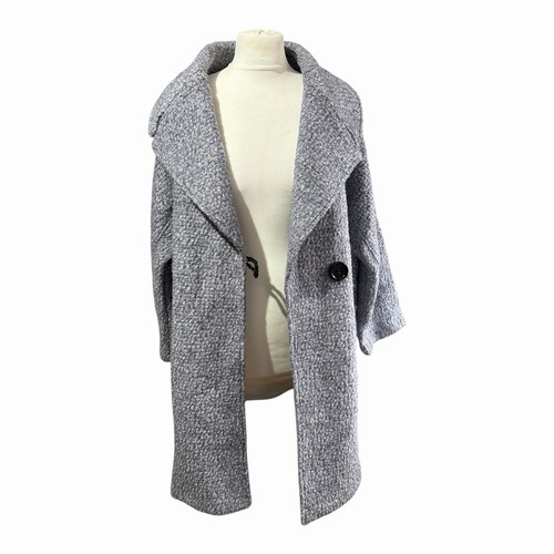 Farhi nicole - by,