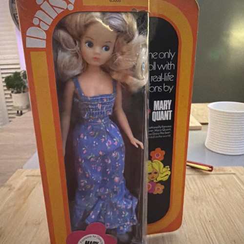 Mary quant daisy doll - doll, in