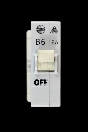 Wylex amp curve - b, 3