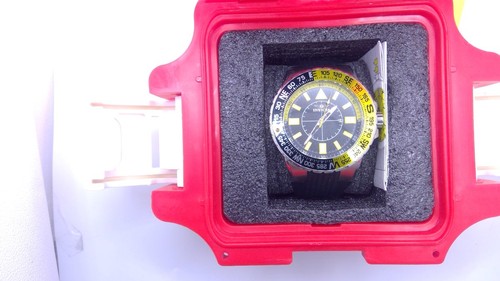 Invicta gent wristwatch - invicta, gent's