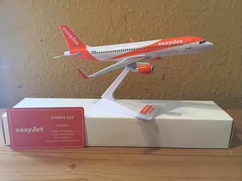 Easyjet airbus a320 - a320, (limited