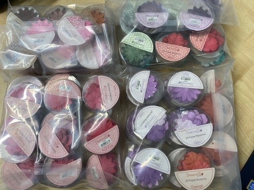 Dovecraft paper blossoms - paper,