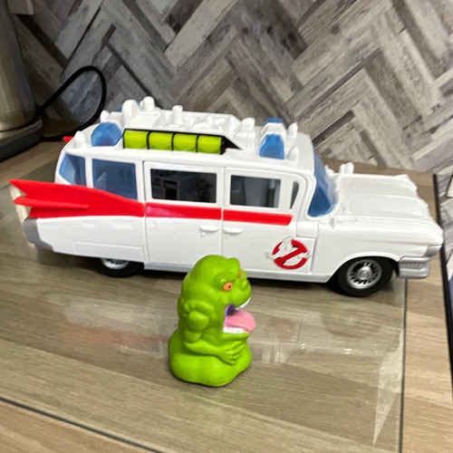 Ghostbusters ecto style - ecto-1,